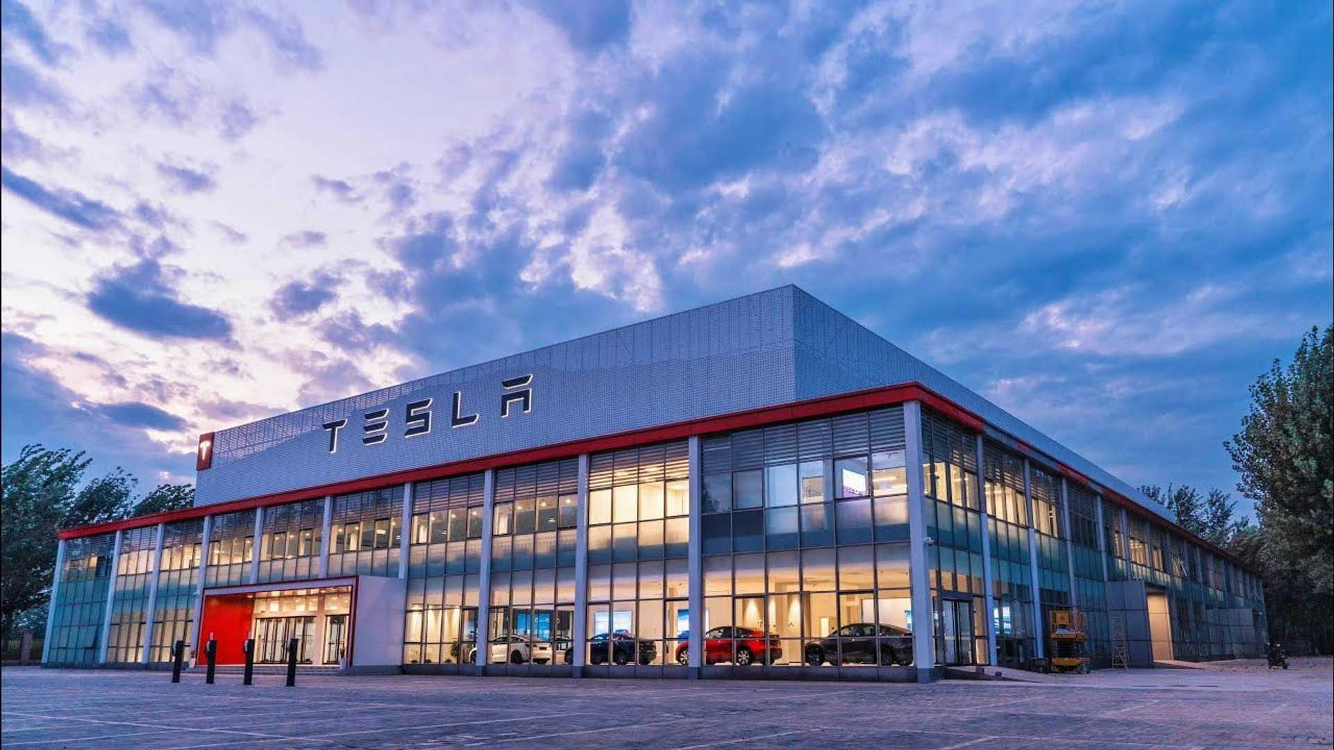 tesla-china-delivery-center
