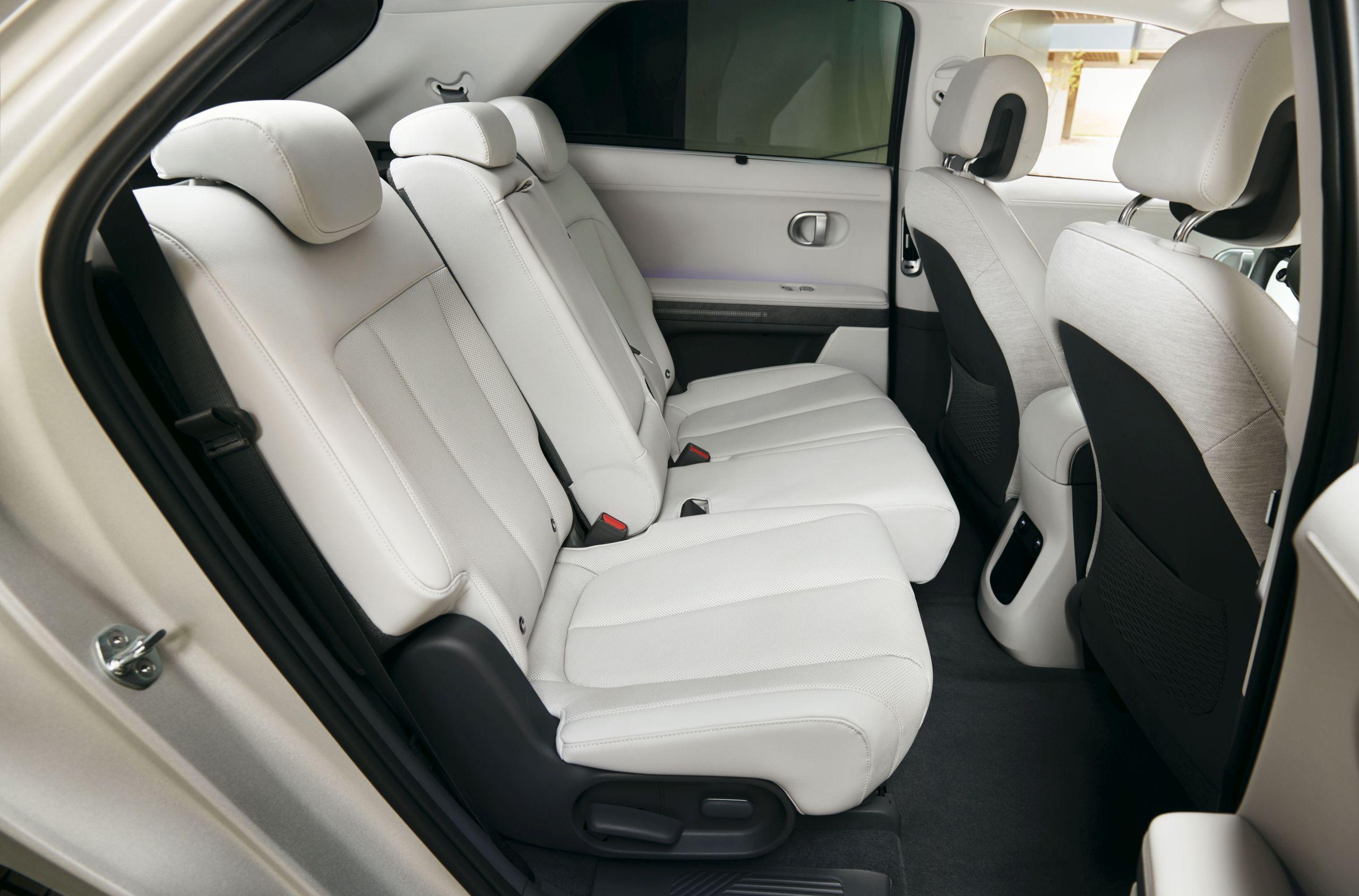 2022-hyundai-ioniq-5-rear-seats