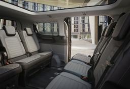 ford-e-tourneo-customs-rear-seats