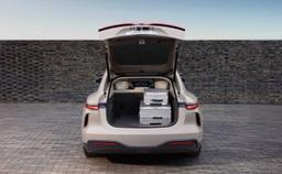 rising-auto-f7-luggage-capacity